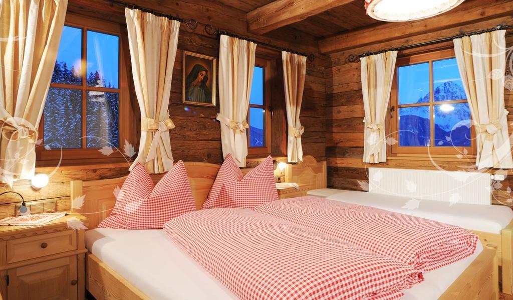 Glinzhof Mountain Natur Resort Agriturismo Innichen Rum bild