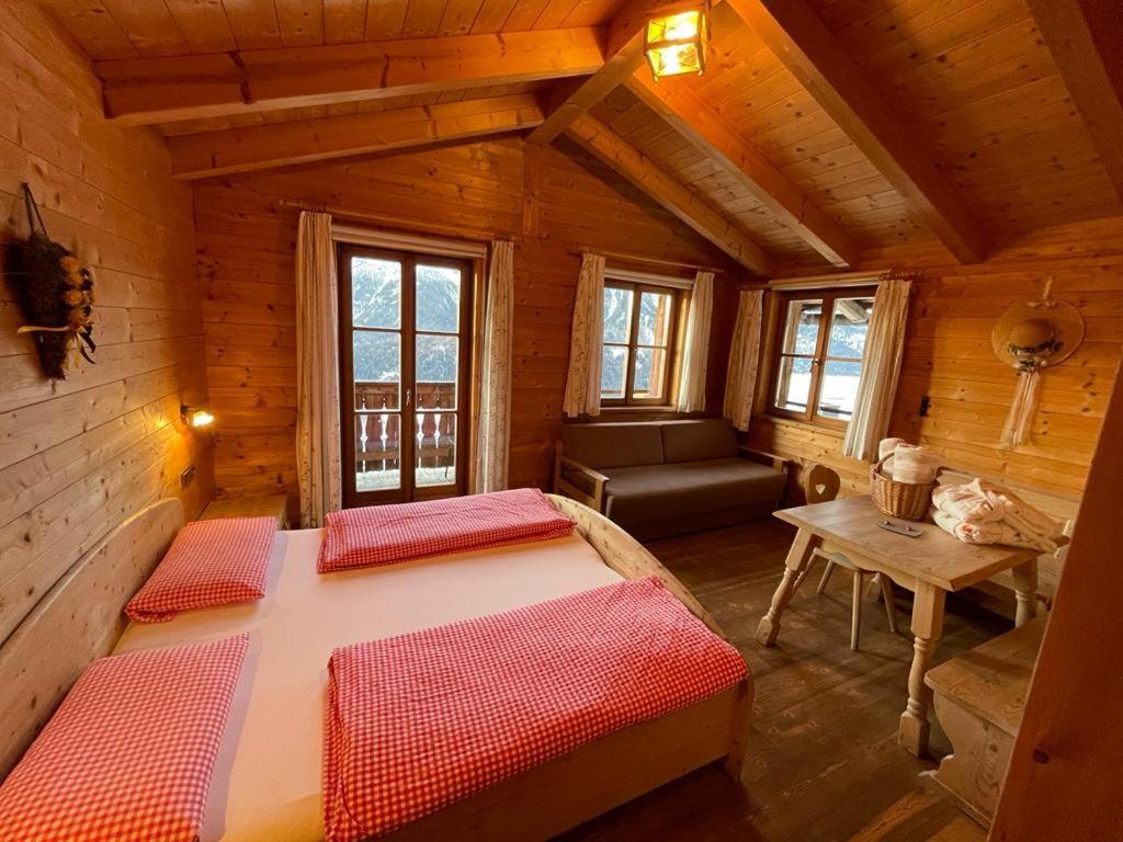Glinzhof Mountain Natur Resort Agriturismo Innichen Exteriör bild