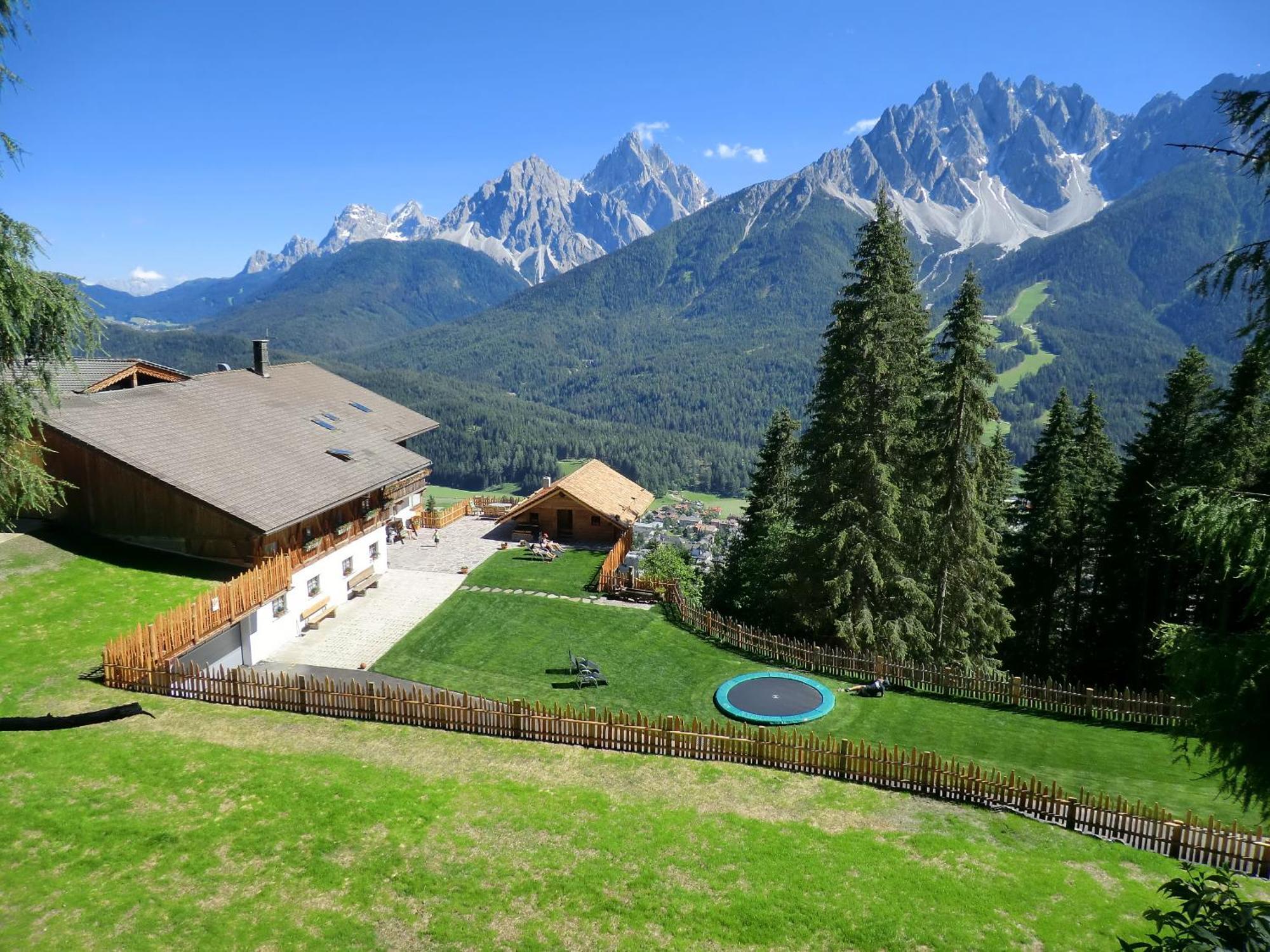 Glinzhof Mountain Natur Resort Agriturismo Innichen Exteriör bild