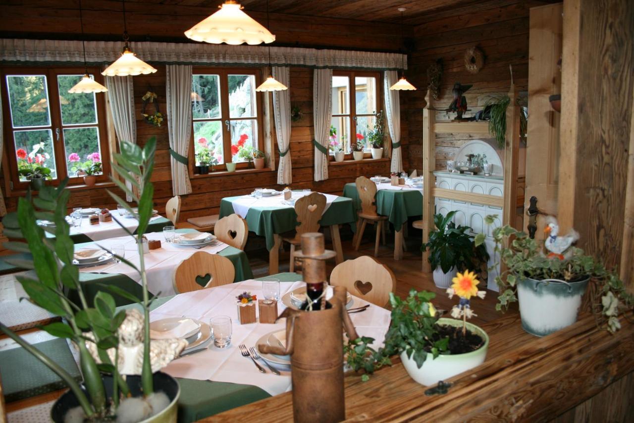 Glinzhof Mountain Natur Resort Agriturismo Innichen Exteriör bild